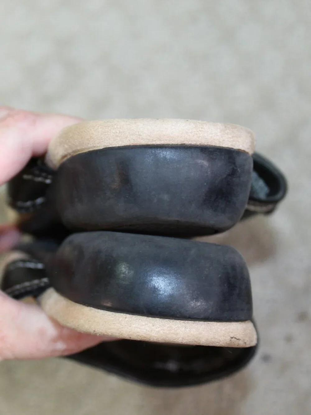 St. John's Bay Size 7M Black Faux Leather Cushioned Thong Sandals